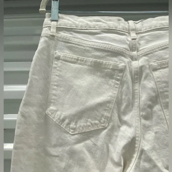 White jeans - Picture 4 of 8